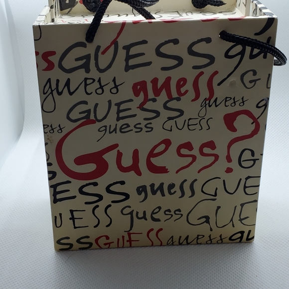 Guess Ladies Watch - Picture 14 of 14